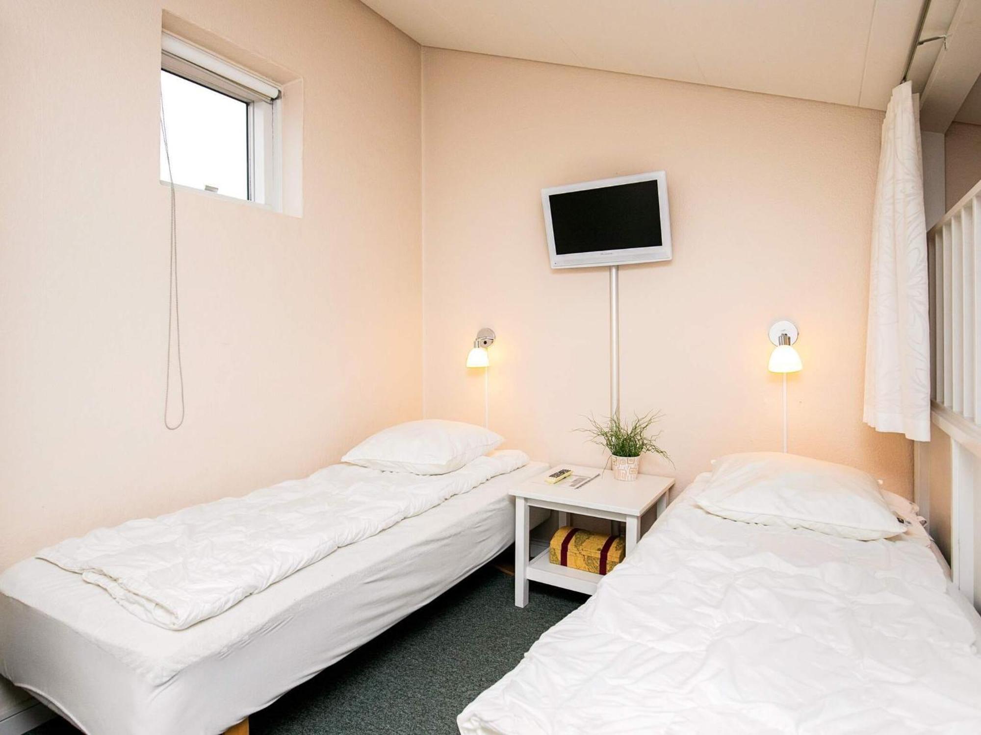 4 Person Holiday Home On A Holiday Park In Fåborg Esterno foto